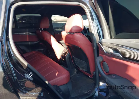 2023 BMW X4 M40I z USA, uszkodzony, nr VIN 5UX43DT08P9T04127